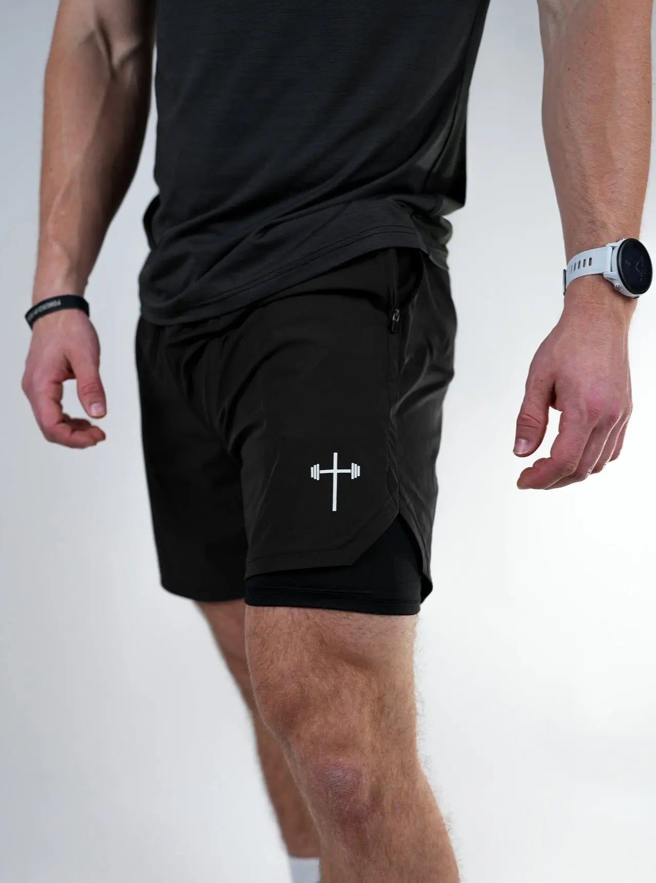 Challenger Liner Run Shorts - Black