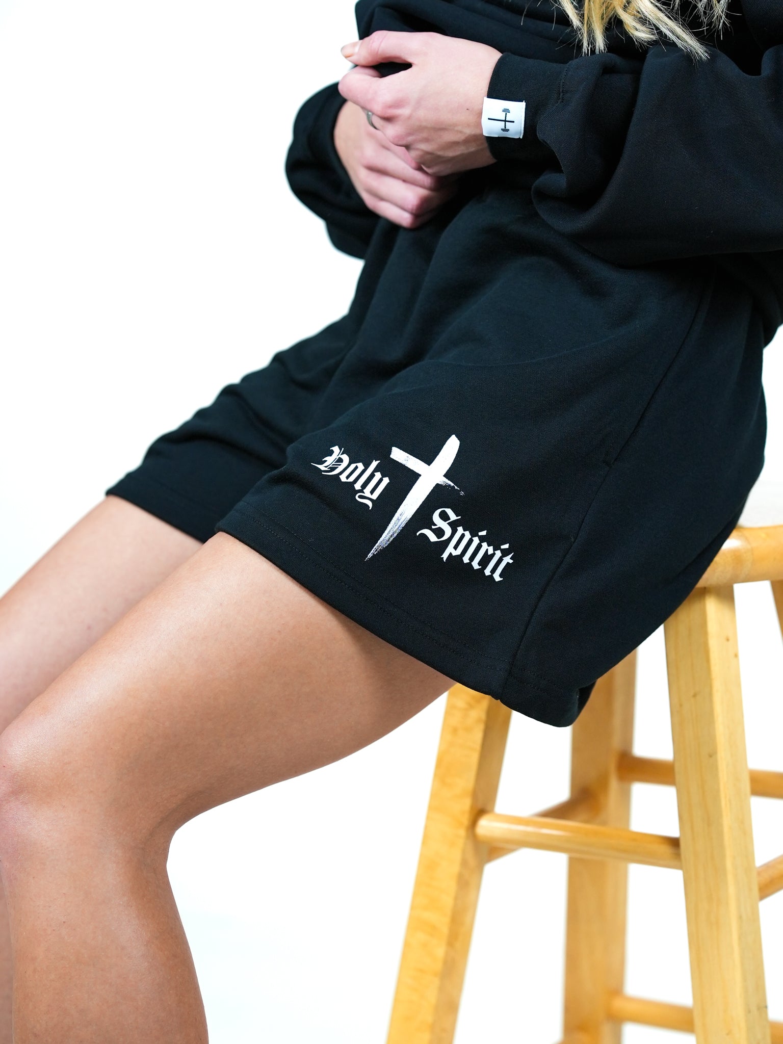 Holy Spirit Comfort Crewneck/Short Set - Black