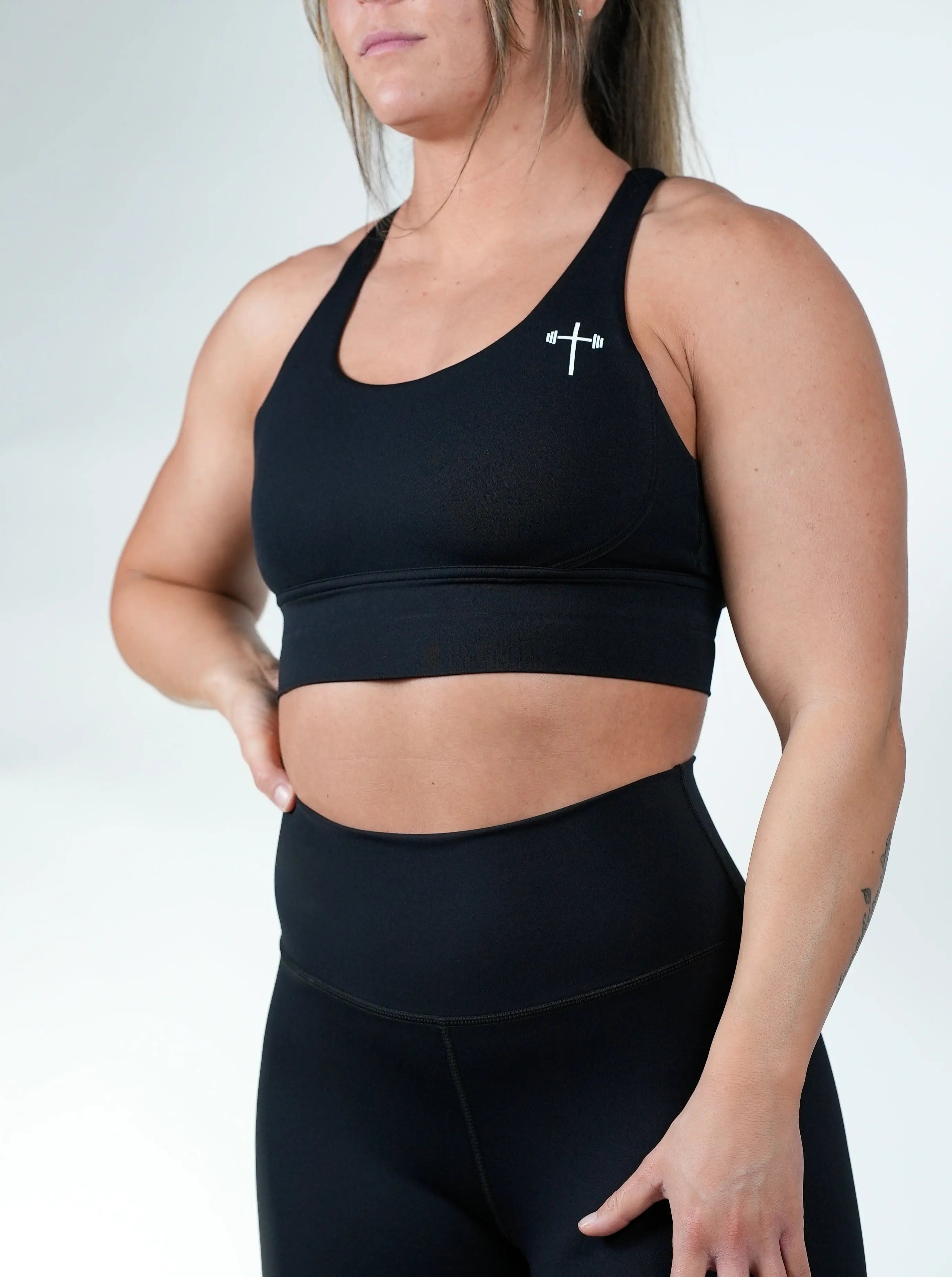 Essential Sports Bra - Black HolStrength