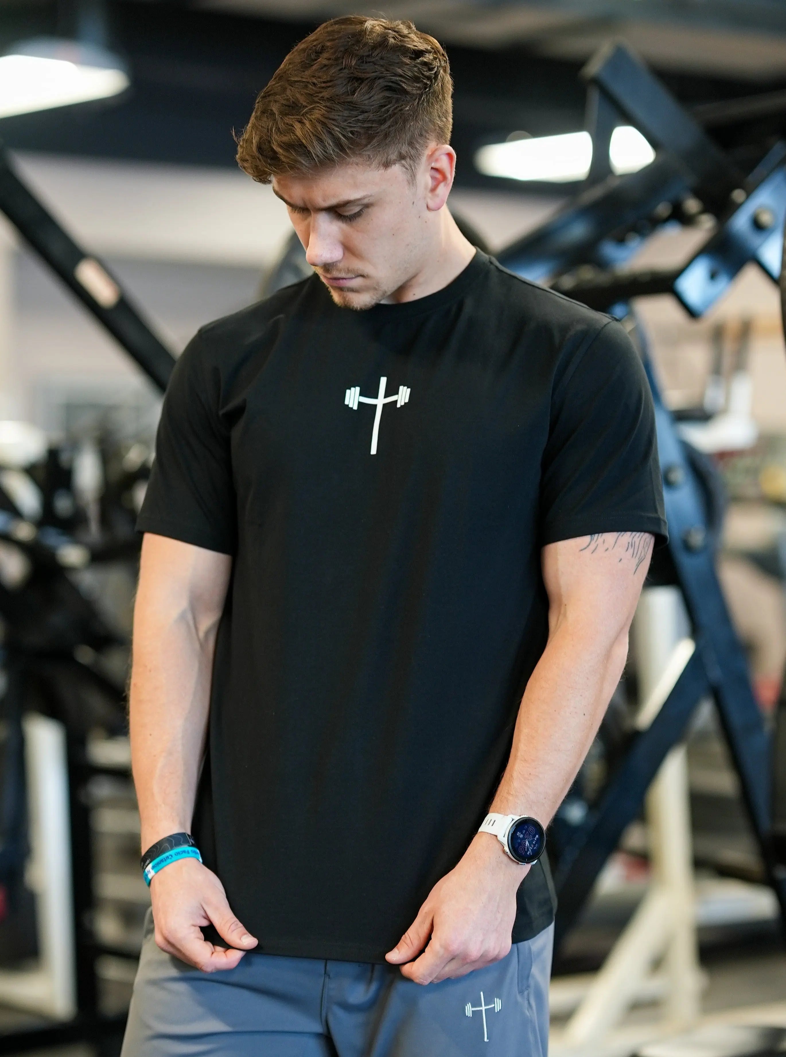 Isaiah 54:17 Performance Tee - Black HolStrength